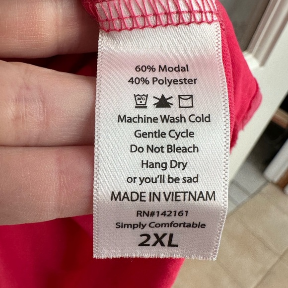 LuLaRoe Dark Pink Oversized High Low Irma Tunic Blouse Plus Size 2X NWOT - Picture 8 of 9